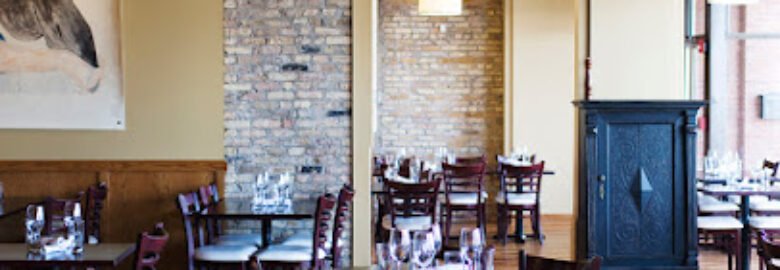 1913 Restaurant + Bar