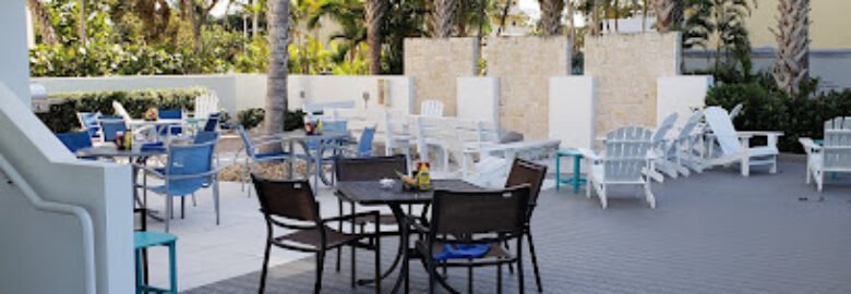Stilts Bar & Grill