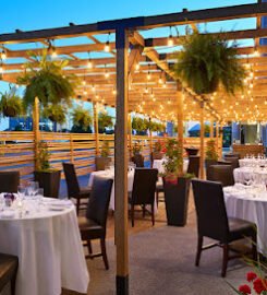 Crave Restaurant