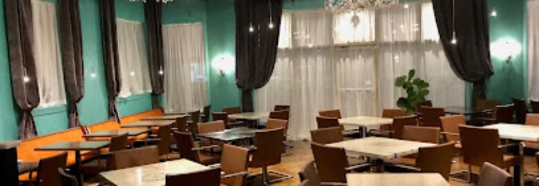 Elle Restaurant & Lounge