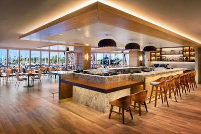 100 Sails Restaurant & Bar