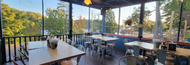 Skogies Lakefront Restaurant