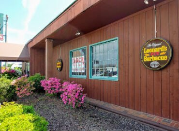 Leonard’s Pit Barbecue