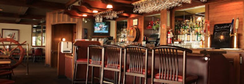 The Crow’s Nest at Clover Island Inn