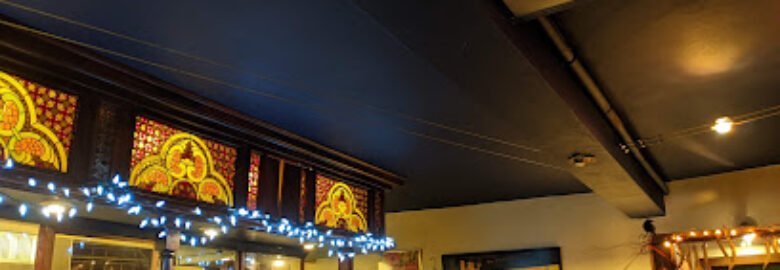 Henry’s Cafe & Fine Groceries