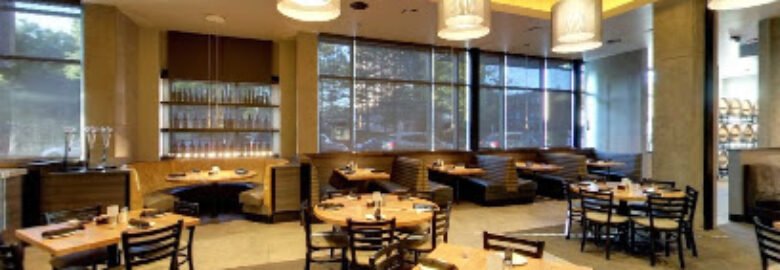 Cooper’s Hawk Winery & Restaurant- Oak Park
