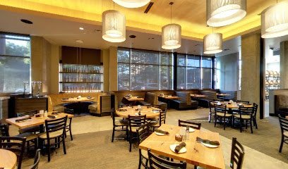 Cooper’s Hawk Winery & Restaurant- Oak Park