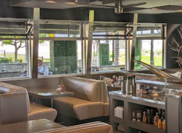 Waypoint Café – Camarillo Airport