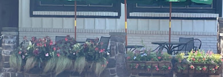 Farmhouse Tavern