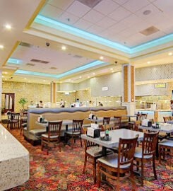 The Luxe Buffet – Seafood & Grill