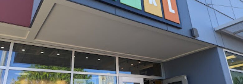 E.A.R.L. Kakaako