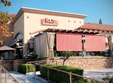 Ric’s Restaurant and Sports Lounge