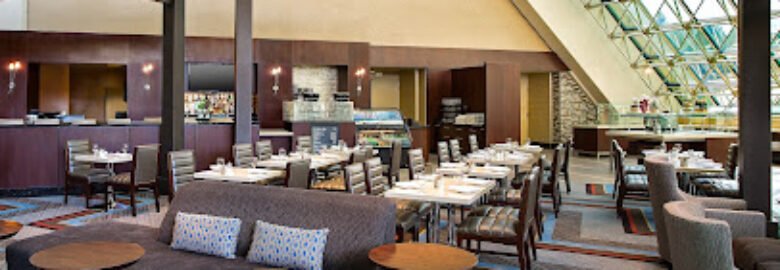 Solarium Kitchen & Bar