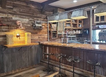 The Hen and The Hog Restaurant in Boca Raton, Florida