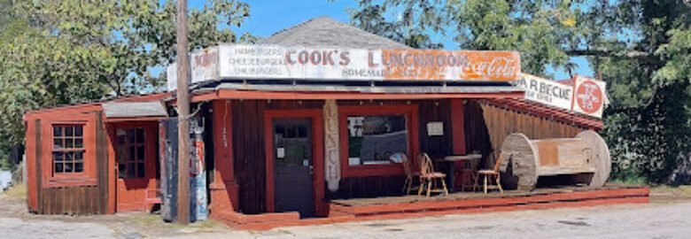 Cook’s Lunchroom