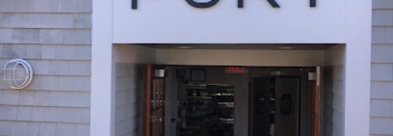 PORT Waterfront Bar & Grill
