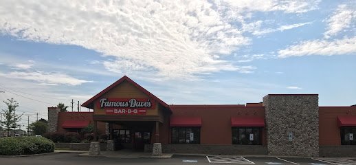 Famous Dave’s Bar-B-Que