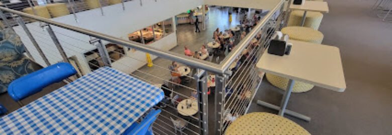 Lakeside Dining Commons