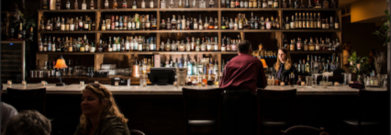 221 Main – Restaurant & Cocktail House