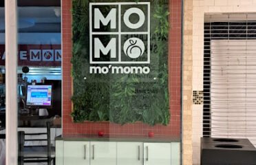 Cafe Momo