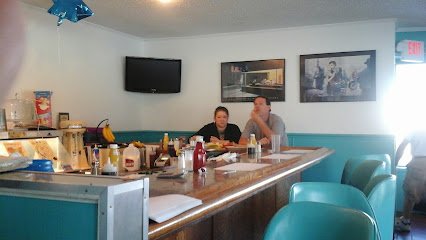 Dee’s 50’S Place Diner