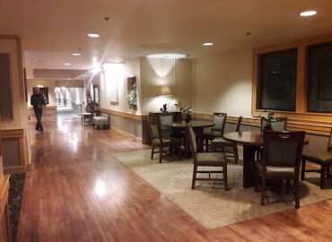 Edgewater Dining Room