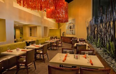 Laguna Restaurant & Bar
