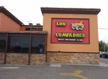 Los Compadres