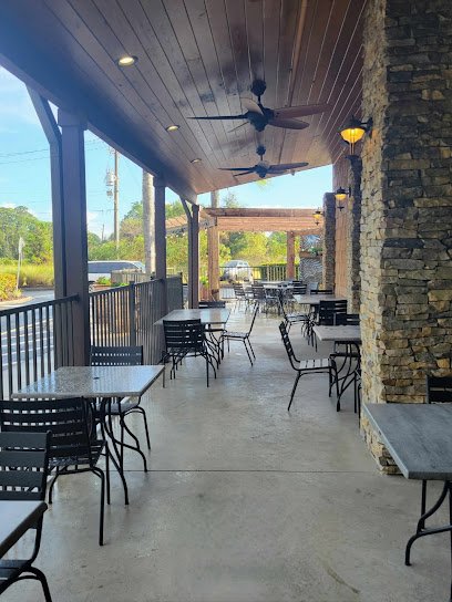 Elliott’s Roadside Grill