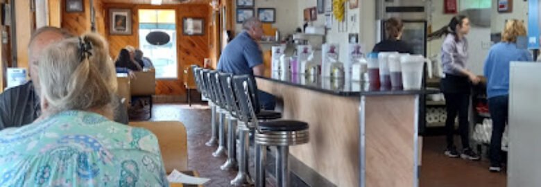 Whispering Pines B-B-Q