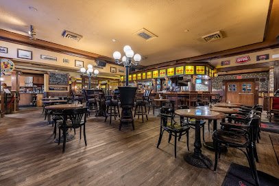 Six Mile Pub + Eatery