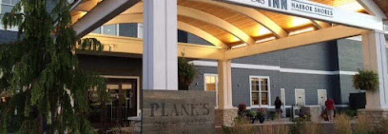 Plank’s Tavern on the Water