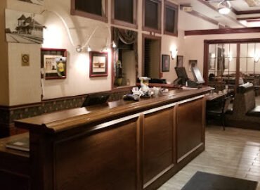 Arena Grill & Bar