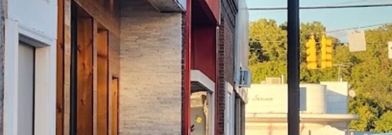 Uptown Tavern