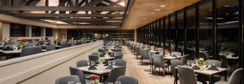 Two01 Restaurant and Bar