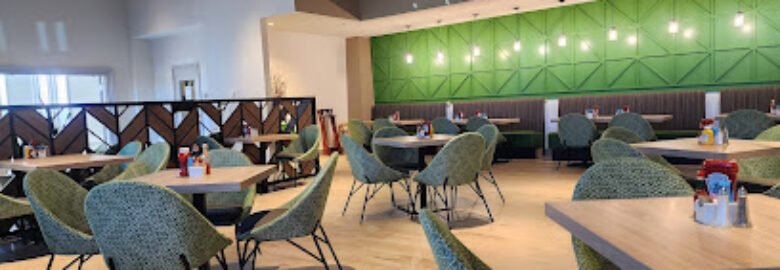 Twig’s Cafe at DoubleTree Hotel By Hilton