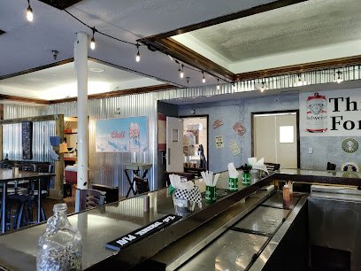 Shannie’s Bar and Grill