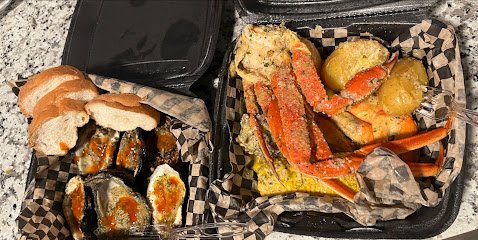 Dees Xquisite Bar & Grill