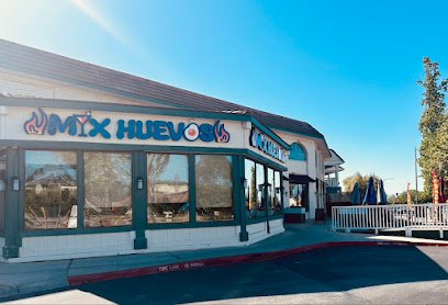 Mix Huevos – Breakfast & Lunch