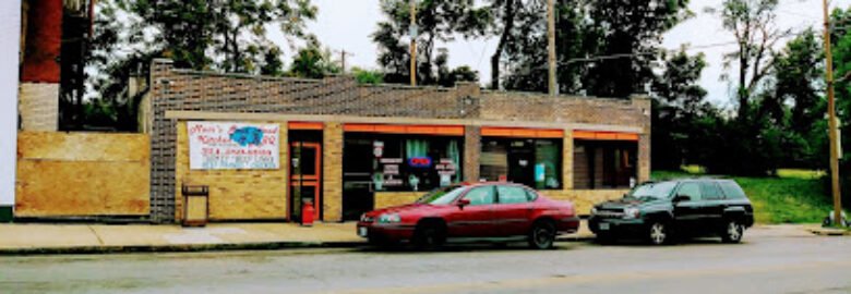Mom’s Soul Food Kitchen & Catering