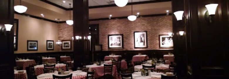 Maggiano’s Little Italy