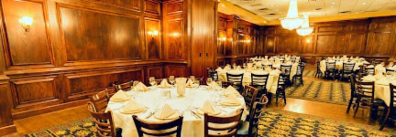 Maggiano’s Little Italy