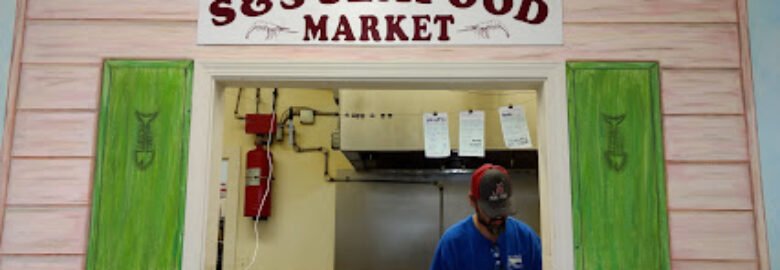 S&S Seafood Market + Kitchen