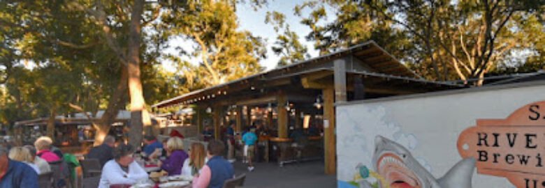 Skull Creek Dockside