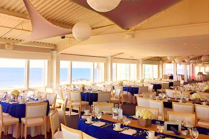 McLoone’s Pier House