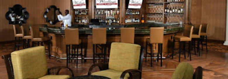 Woolley’s Grill & Lounge