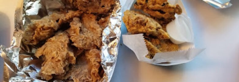 CENTRIC EATS THEE VEGAN WINGZ STOP & SOUL FOOD