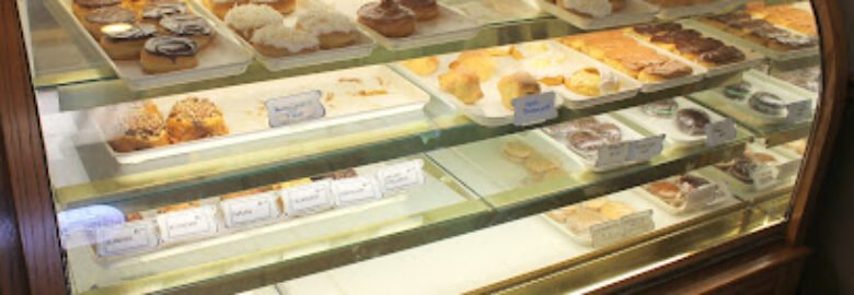 Blue Gate Restaurant & Bakery