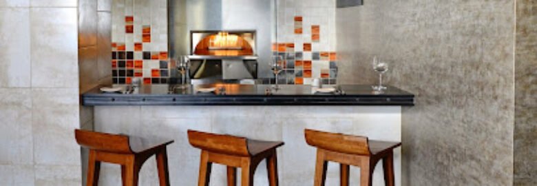 Range restaurant