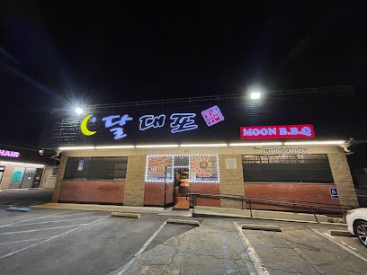 moon bbq